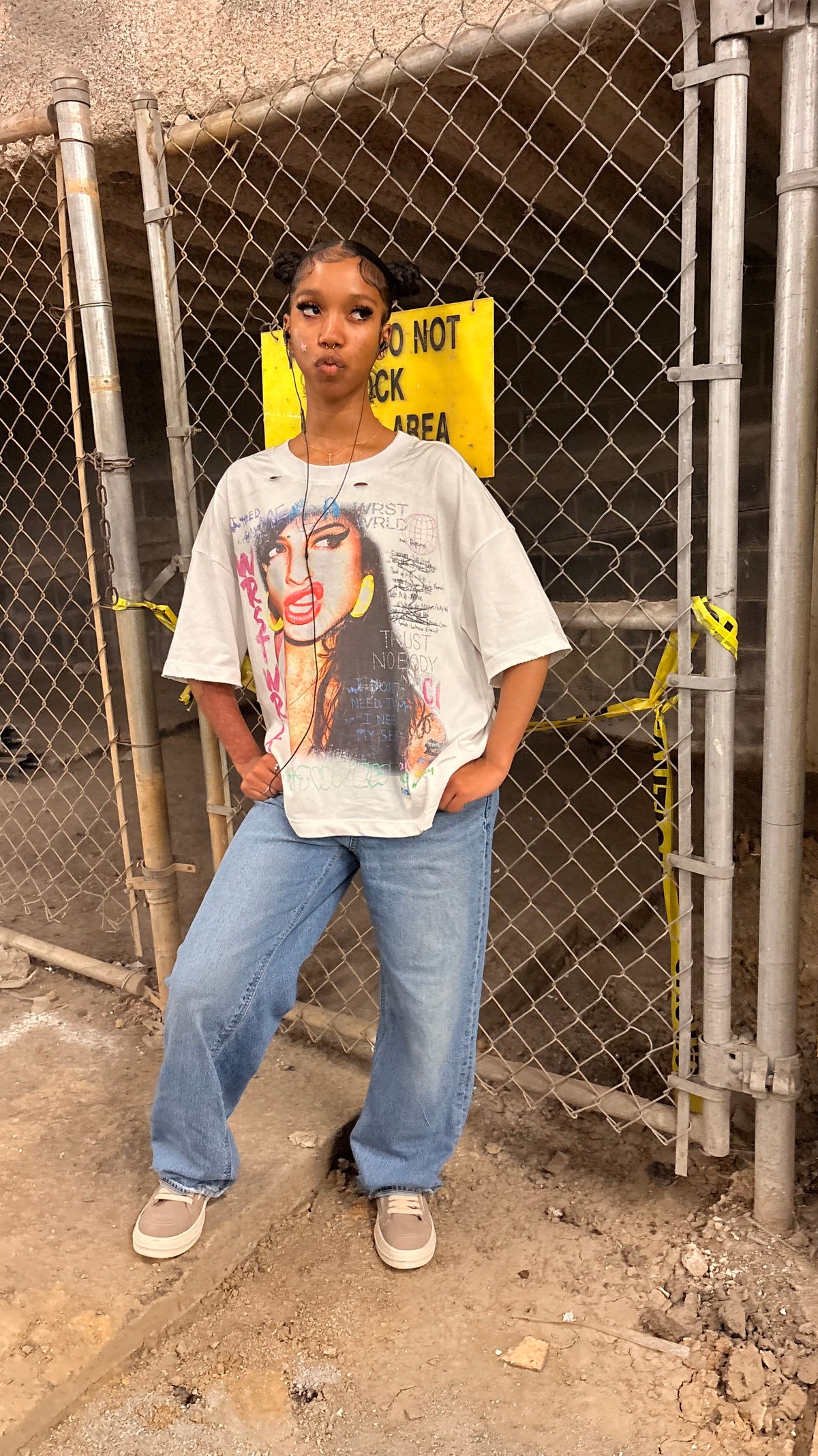 Amy Winehouse Tee